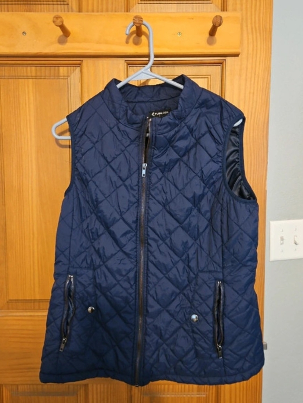 Puffer Navy Blue Sleeveless Vest Size Large